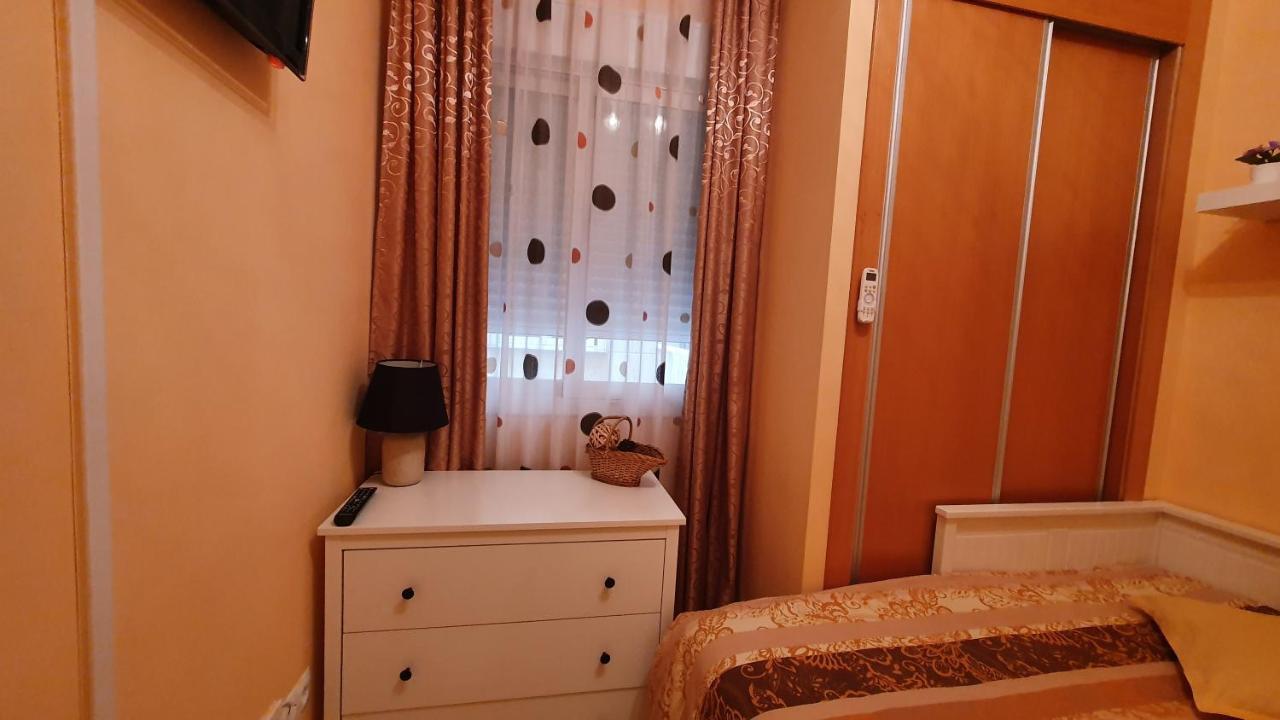 Ideal Escapadas Y Vacaciones-Parking-Wifi-Netflix-Xbox Олива Экстерьер фото