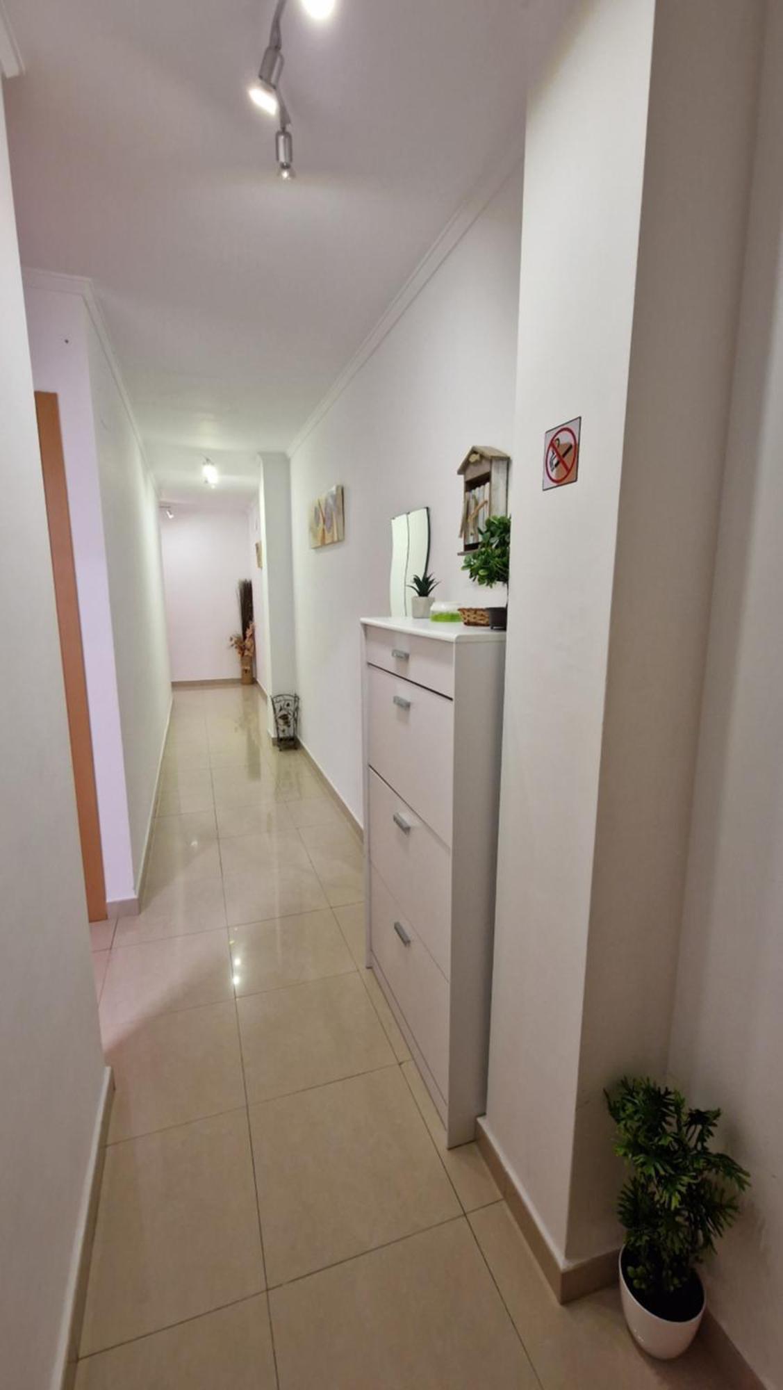 Ideal Escapadas Y Vacaciones-Parking-Wifi-Netflix-Xbox Олива Экстерьер фото